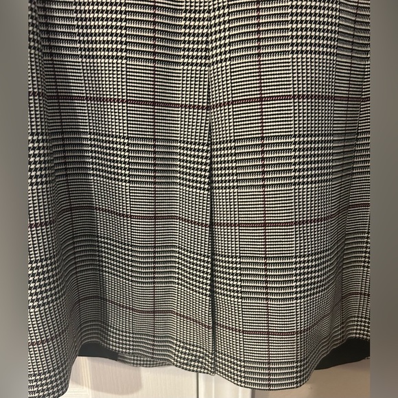 Calvin Klein Size 10 black white magenta Long suit Jacket NWT - Picture 6 of 8